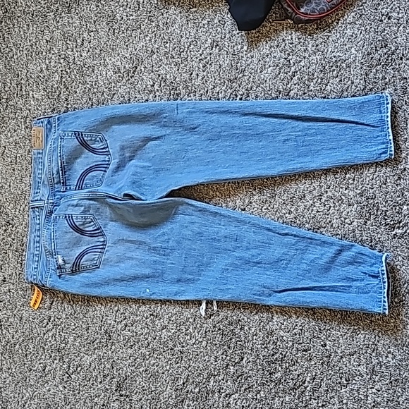 AWRS8ME HOLLISTER DISTRESSED MID RISE BUTTON FLY MOM JEANS - Picture 3 of 11